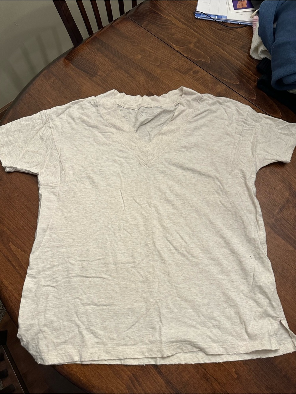 Aerie Light Beige/ cream colored V-Neck Tee - Size XXS